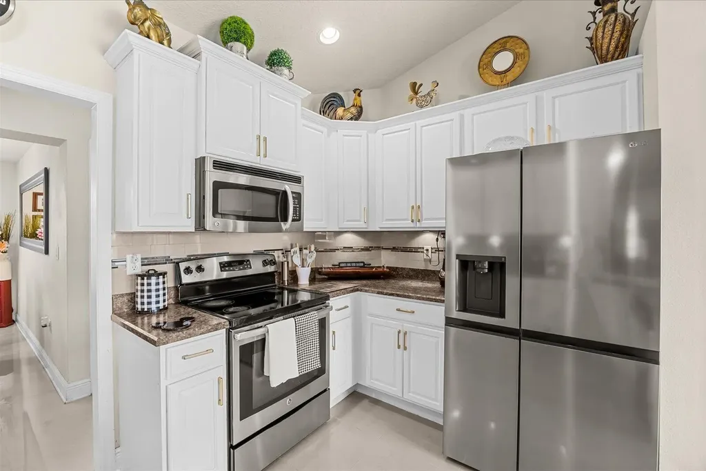 2585 SW National Circle Port St Lucie FL 34953