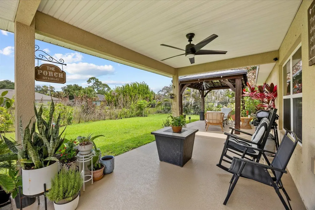 2585 SW National Circle Port St Lucie FL 34953