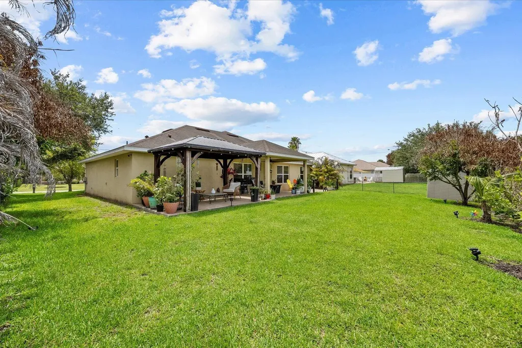 2585 SW National Circle Port St Lucie FL 34953