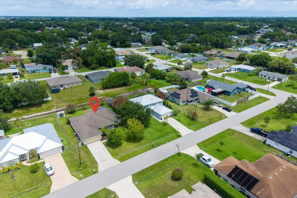 2585 SW National Circle Port St Lucie FL 34953