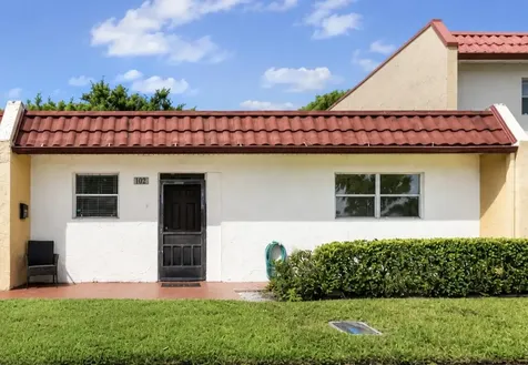 102 Lake Anne Drive West Palm Beach FL 33411