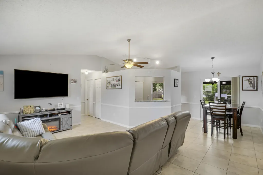 4453 SW Bradbury Street Port St Lucie FL 34953