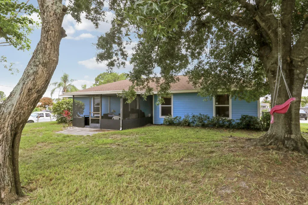4453 SW Bradbury Street Port St Lucie FL 34953