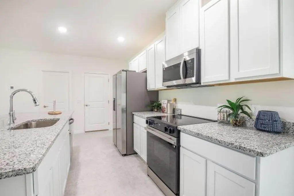 464 S Quick Circle Port St Lucie FL 34953