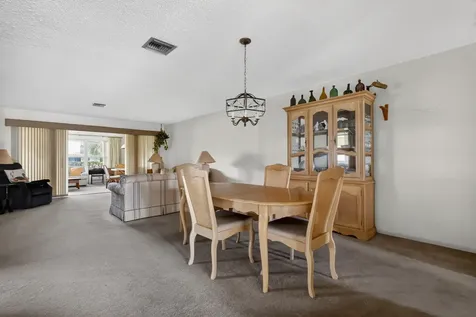 5800 W Fernley Drive Drive W Greenacres FL 33415