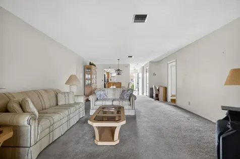 5800 W Fernley Drive Drive W Greenacres FL 33415