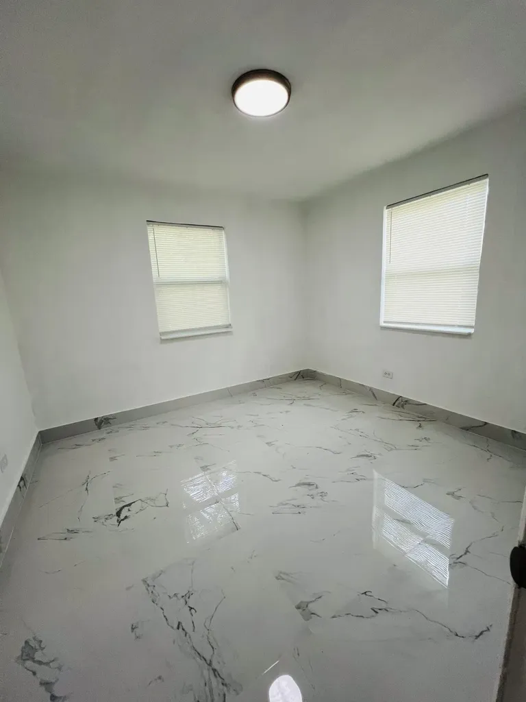 525 NW 22nd Avenue Fort Lauderdale FL 33311