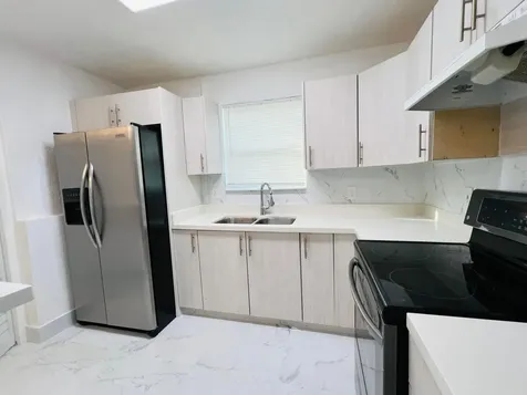 525 NW 22nd Avenue Fort Lauderdale FL 33311