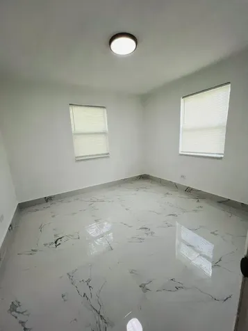 525 NW 22nd Avenue Fort Lauderdale FL 33311