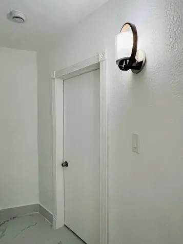 525 NW 22nd Avenue Fort Lauderdale FL 33311
