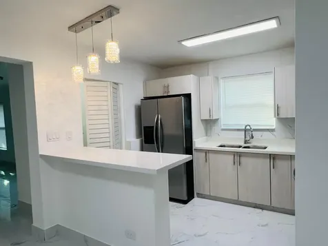 525 NW 22nd Avenue Fort Lauderdale FL 33311