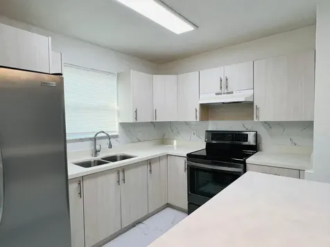 525 NW 22nd Avenue Fort Lauderdale FL 33311