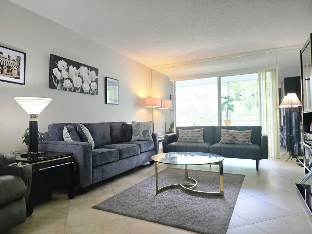 2402 Antigua Circle Coconut Creek FL 33066