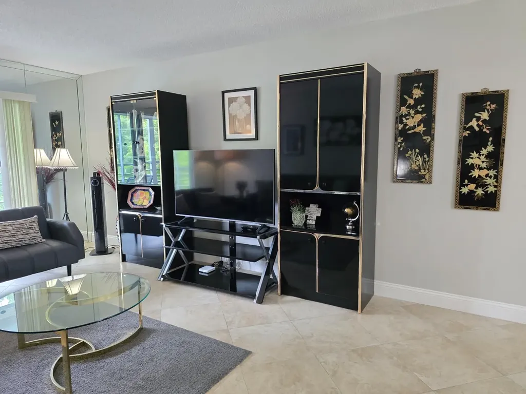 2402 Antigua Circle Coconut Creek FL 33066