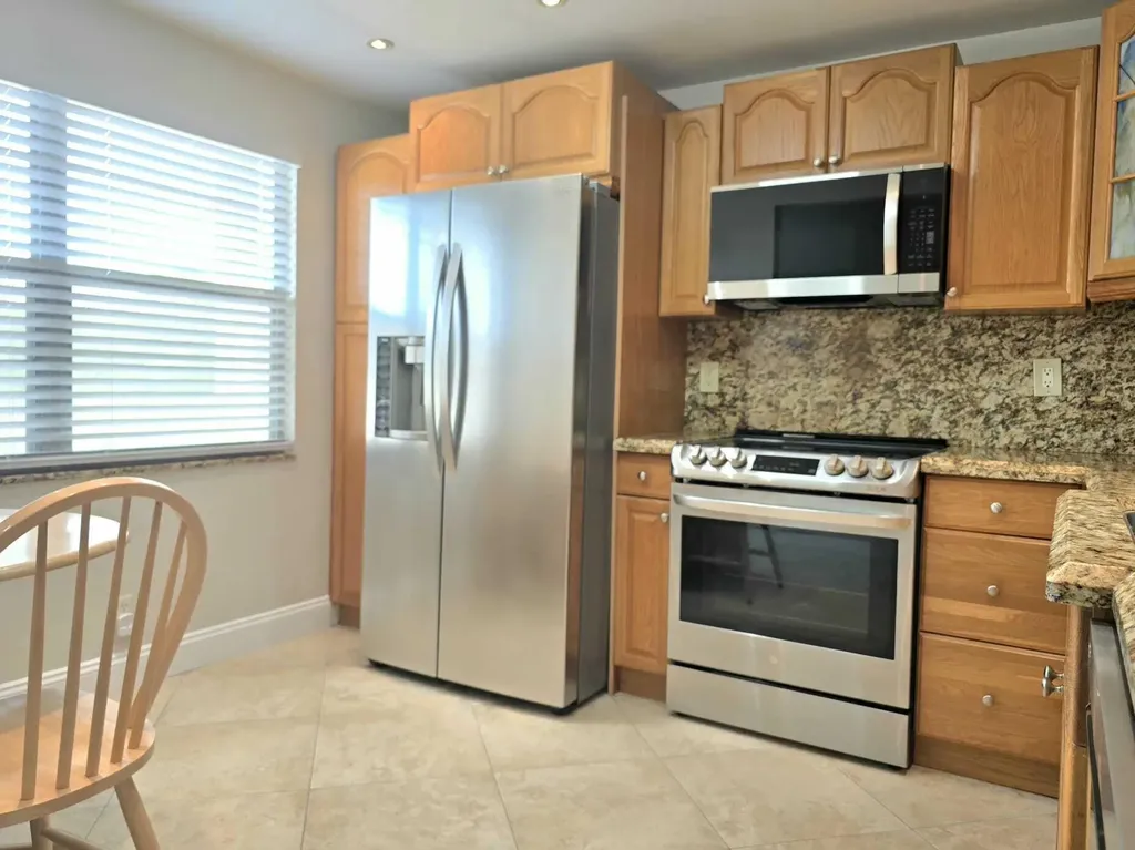 2402 Antigua Circle Coconut Creek FL 33066