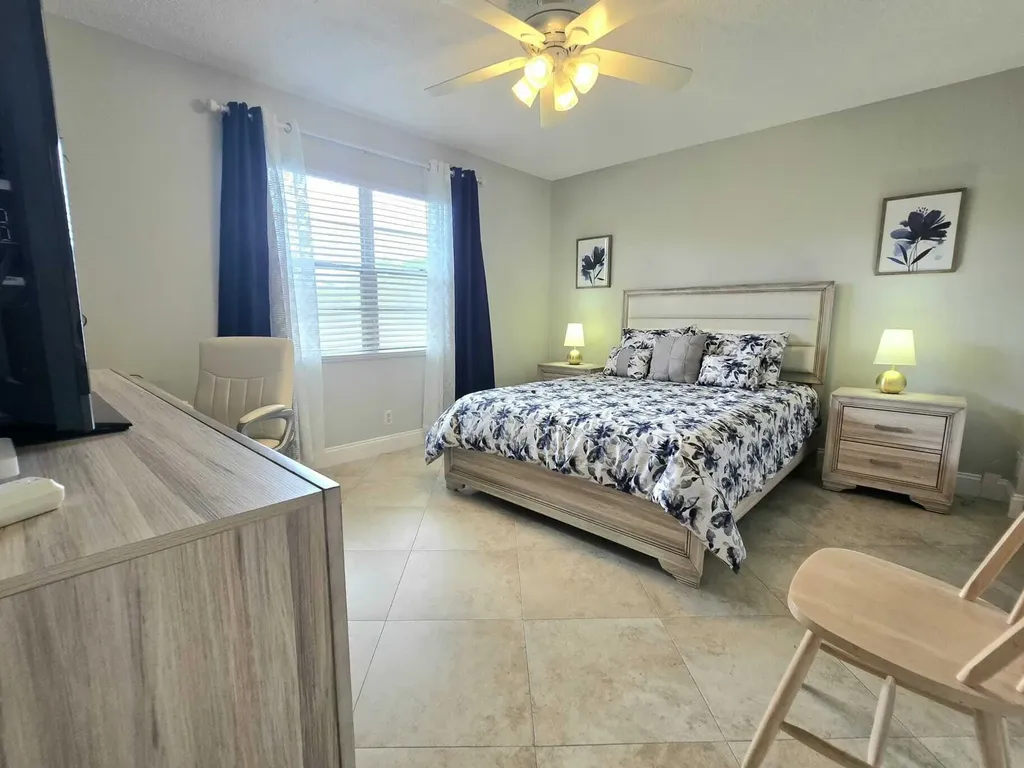 2402 Antigua Circle Coconut Creek FL 33066