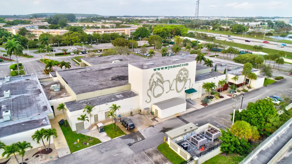2402 Antigua Circle Coconut Creek FL 33066
