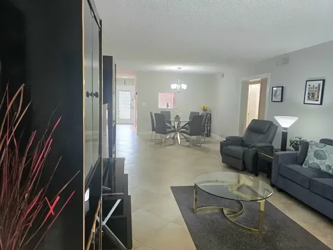 2402 Antigua Circle Coconut Creek FL 33066
