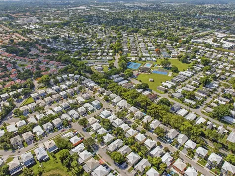 6582 Bayfront Drive Margate FL 33063