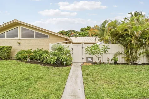 5469 Eagle Lake Drive Palm Beach Gardens FL 33418