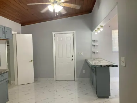 3630 SW 46th Avenue West Park FL 33023