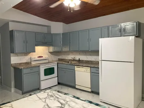3630 SW 46th Avenue West Park FL 33023