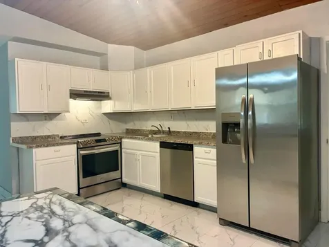 3630 SW 46th Avenue West Park FL 33023