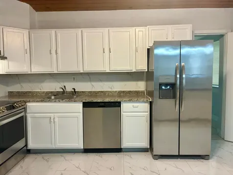 3630 SW 46th Avenue West Park FL 33023