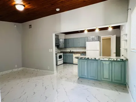 3630 SW 46th Avenue West Park FL 33023