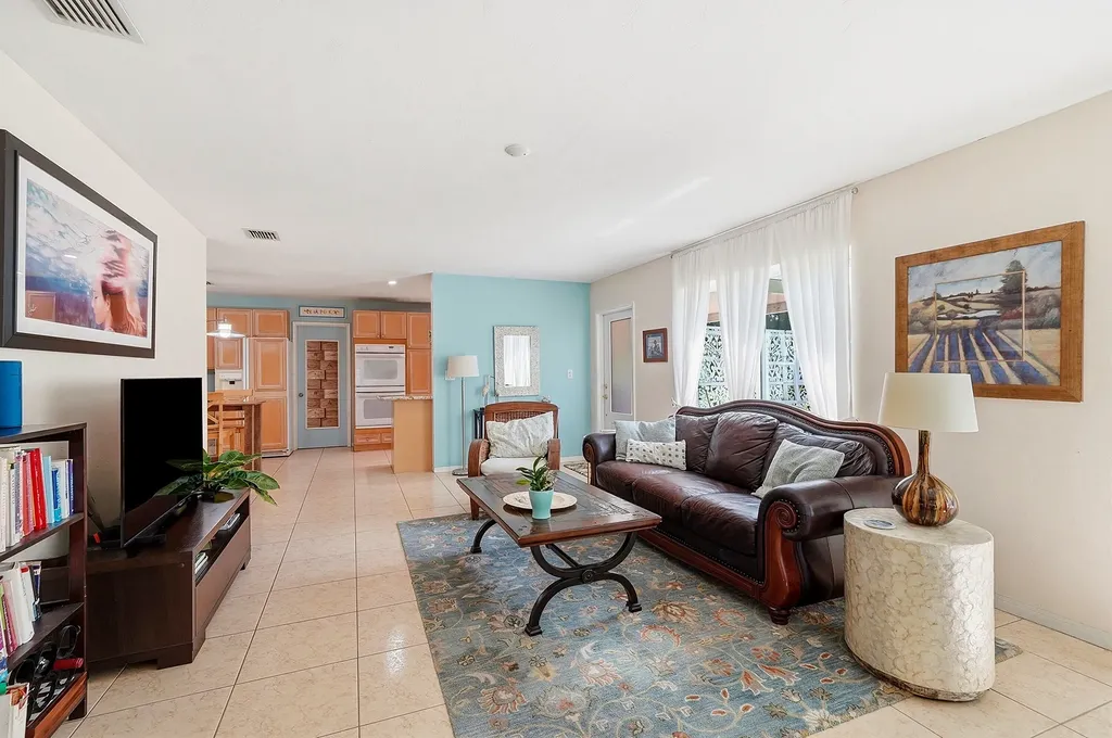 2417 NW 7th Avenue Wilton Manors FL 33311
