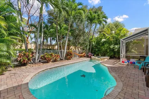 114 Lancaster Way Royal Palm Beach FL 33414