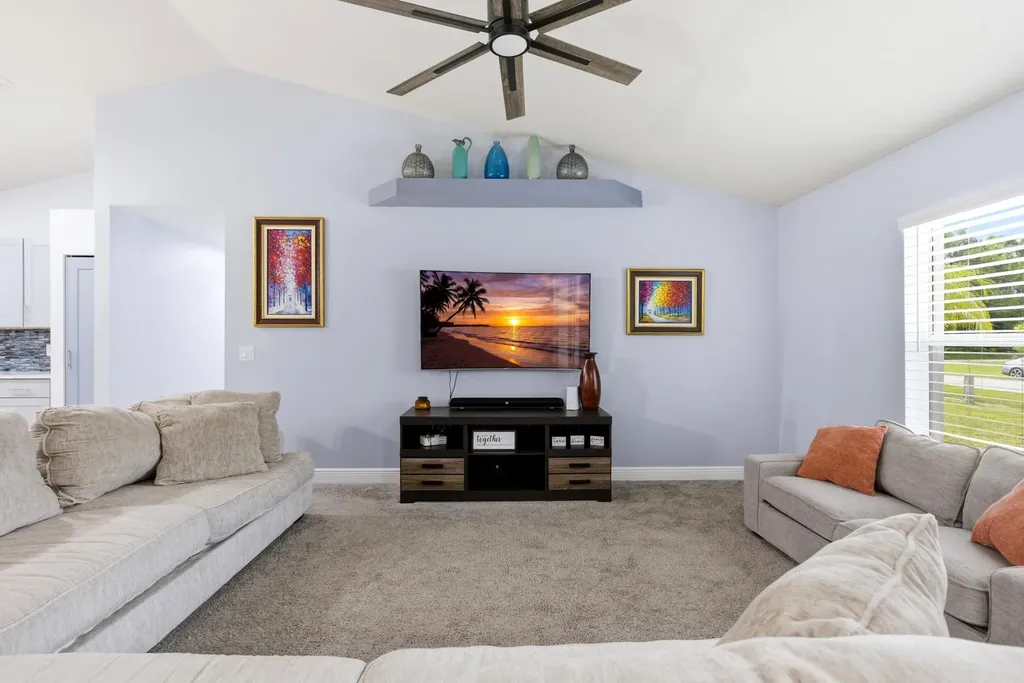 105 SW Glenwood Drive Port St Lucie FL 34984