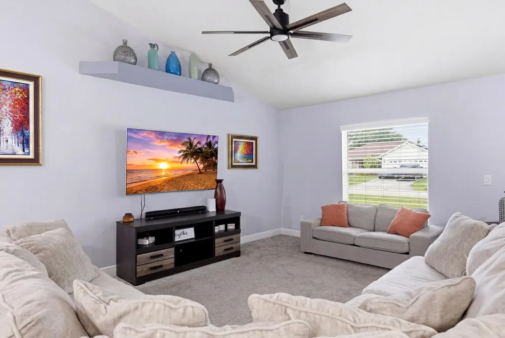 105 SW Glenwood Drive Port St Lucie FL 34984