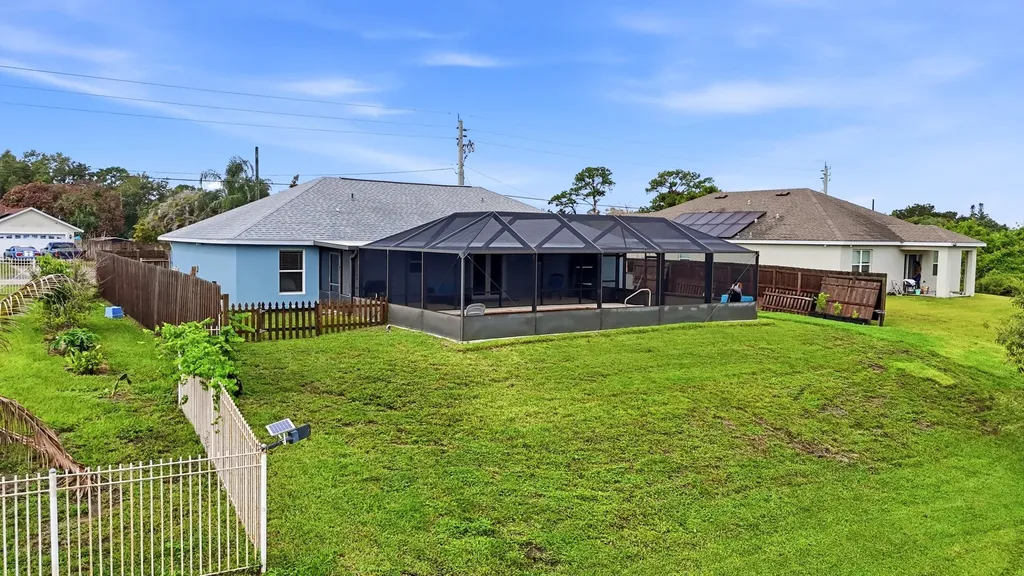 105 SW Glenwood Drive Port St Lucie FL 34984