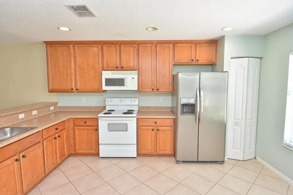 2093 SE Fern Park Drive Port St Lucie FL 34952