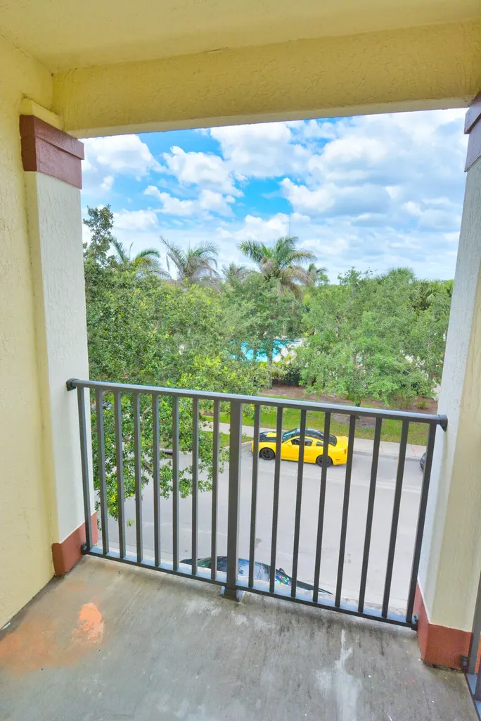 2093 SE Fern Park Drive Port St Lucie FL 34952