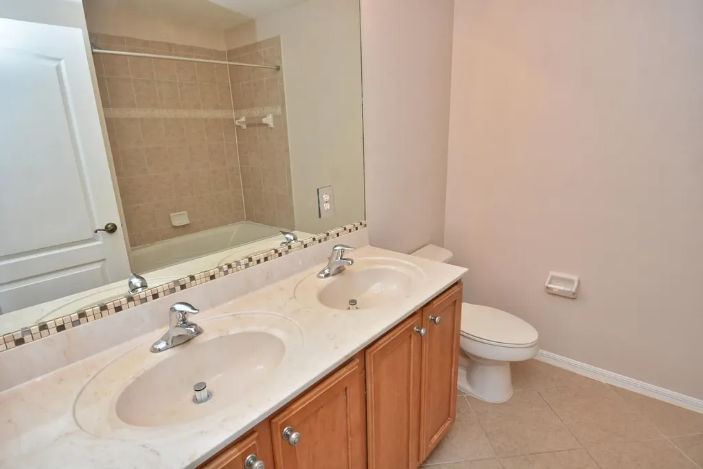 2093 SE Fern Park Drive Port St Lucie FL 34952