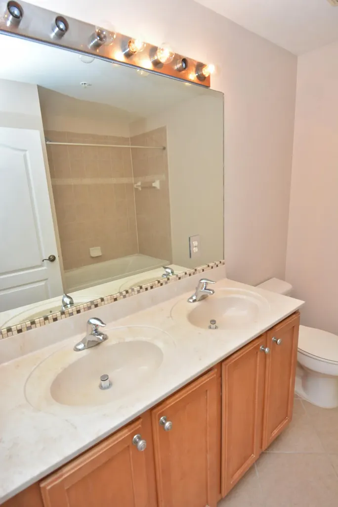 2093 SE Fern Park Drive Port St Lucie FL 34952