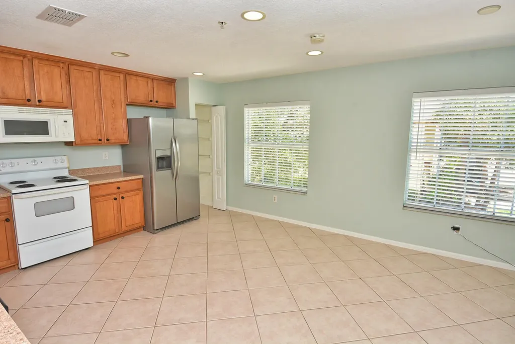 2093 SE Fern Park Drive Port St Lucie FL 34952