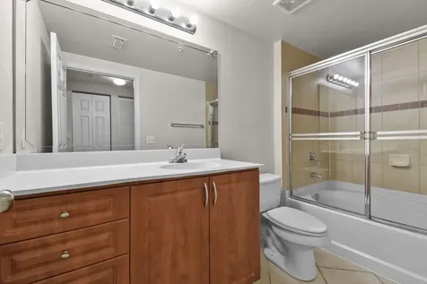 6556 Emerald Dunes Drive West Palm Beach FL 33411