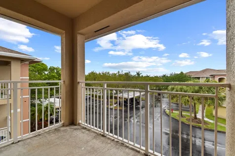 6556 Emerald Dunes Drive West Palm Beach FL 33411