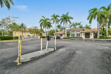 6556 Emerald Dunes Drive West Palm Beach FL 33411