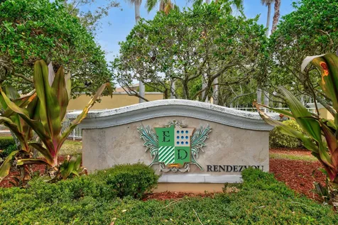 6556 Emerald Dunes Drive West Palm Beach FL 33411