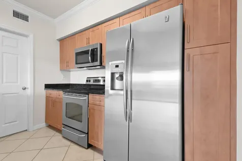 6556 Emerald Dunes Drive West Palm Beach FL 33411