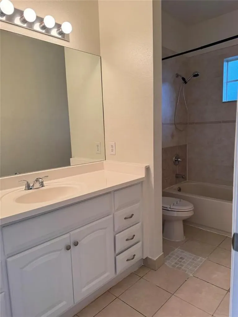 1721 SW 81st Terrace North Lauderdale FL 33068