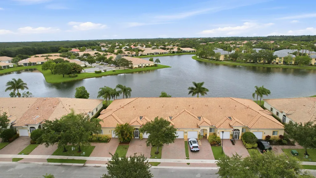 2340 Windjammer Way West Palm Beach FL 33411