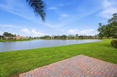 2340 Windjammer Way West Palm Beach FL 33411