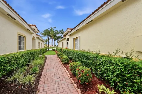2340 Windjammer Way West Palm Beach FL 33411