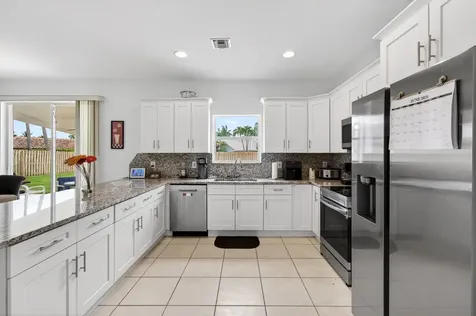 6305 Blue Bay Circle Lake Worth FL 33467