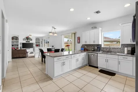 6305 Blue Bay Circle Lake Worth FL 33467